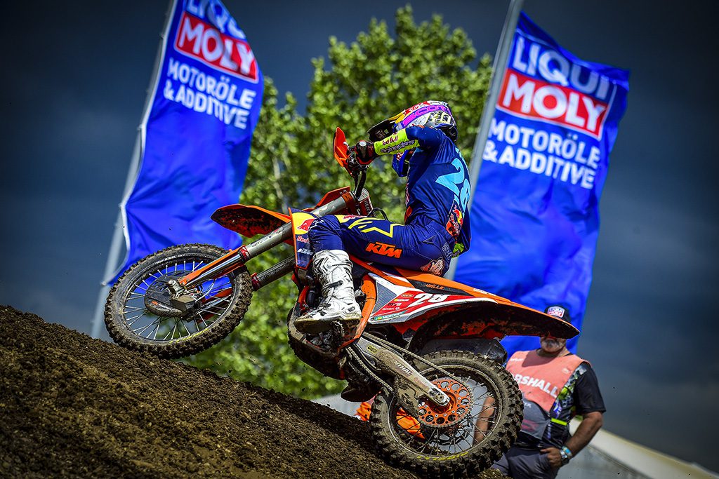 Gajser And Vialle Victorious At The Liqui Moly Mxgp Of Germany Qualifying Race