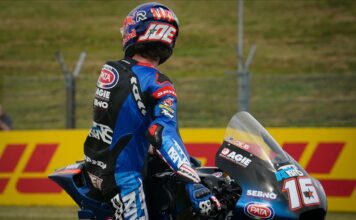 Roberts Rapid To Top Moto2 On Friday