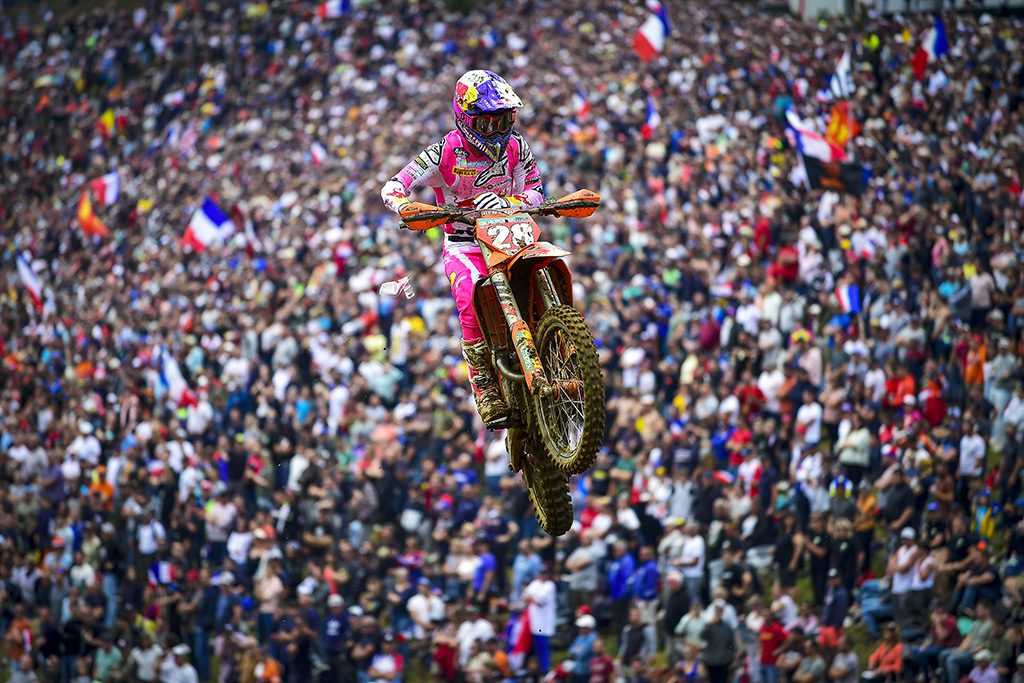 Seewer And Vialle Conquer The Monster Energy Mxgp Of France