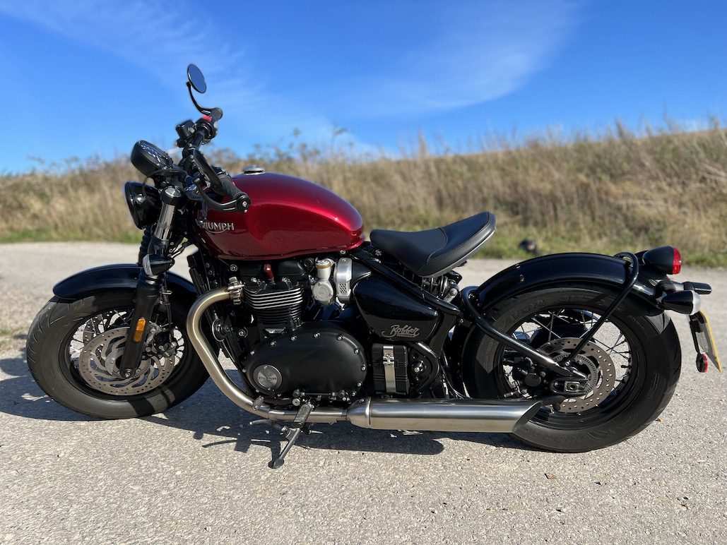 Triumph Bonneville Bobber Review