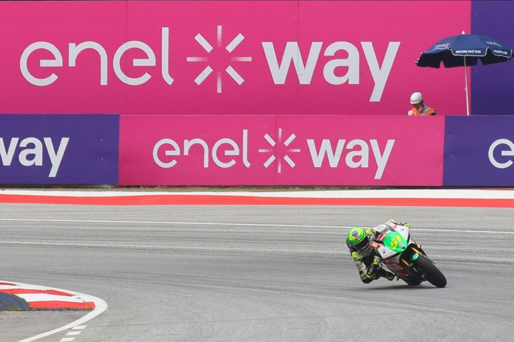 Granado victorious, Casadei crashes and Aegerter comes through to second