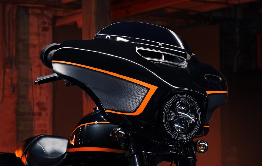 Harley-davidson Reveals New Apex Factory Custom Paint