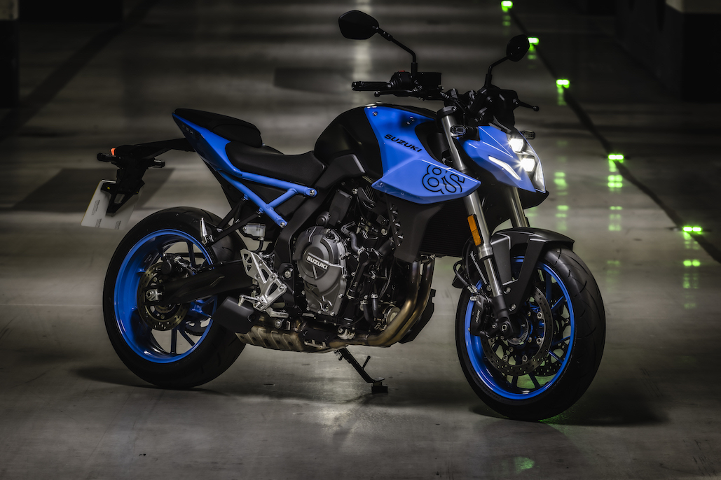 All-new Gsx-8s And V-strom 800de Unveiled By Suzuki At Eicma