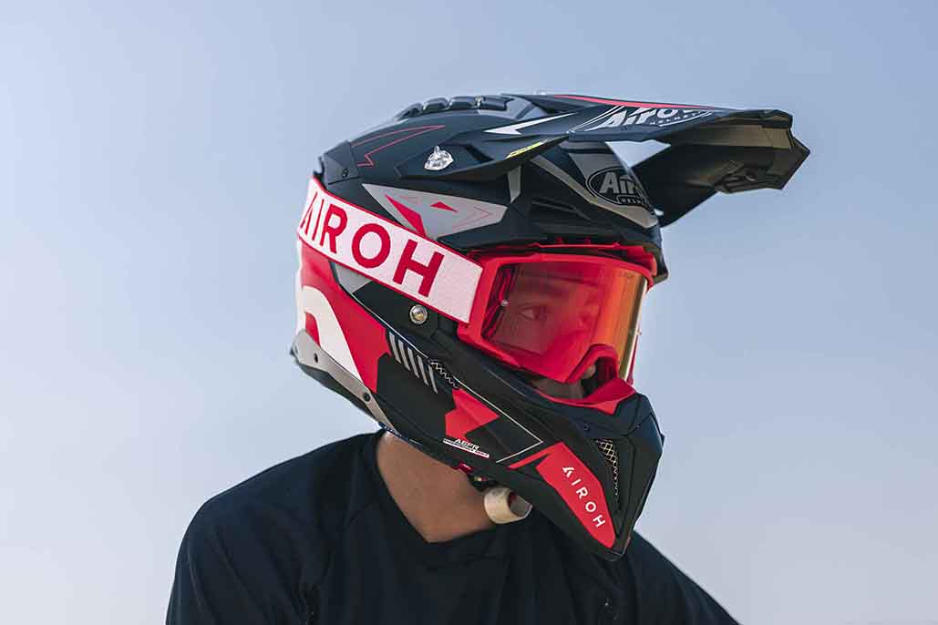 Blast XR1:The New Airoh Off-Road Goggle