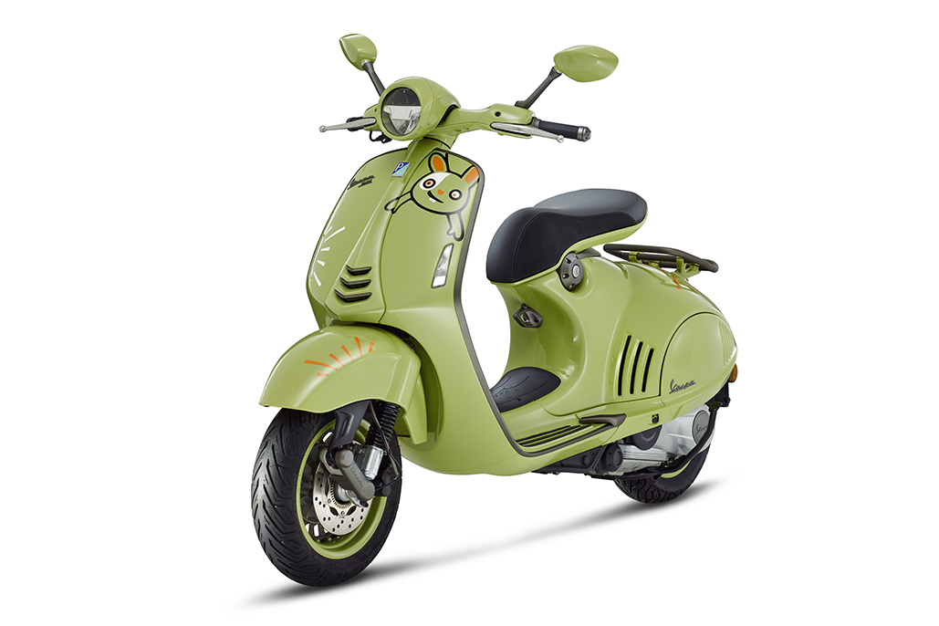 Vespa 946 Celebrates With A Special Edition Dedicated To The Year Of The Rabbit