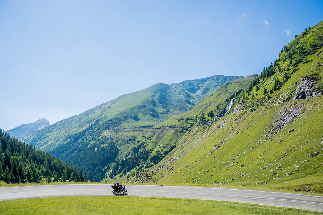 5 Epic Motorcycle Roads That Will Make You Hop On Your Bike Now