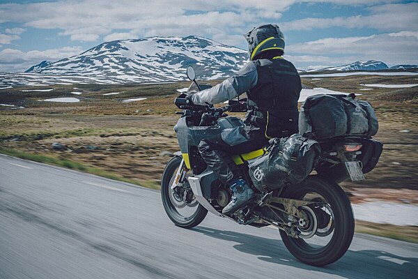 Les clients Husqvarna Motorcycles Street offrent désormais une couverture de mobilité à vie