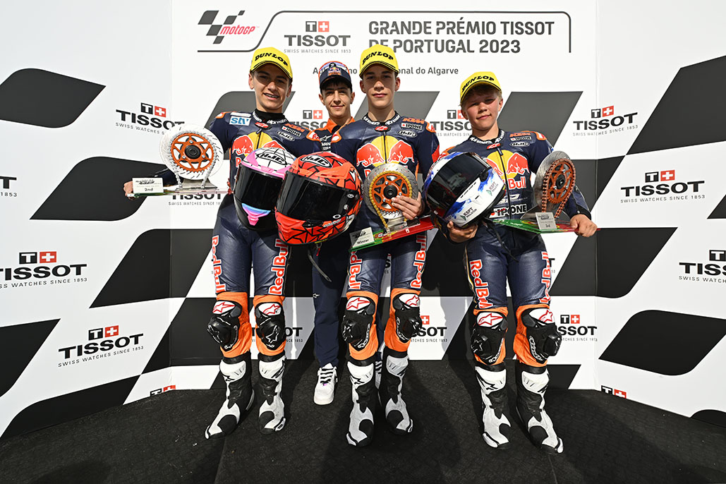 Piqueras Wins Over Carpe In Rookies Cup Race 1