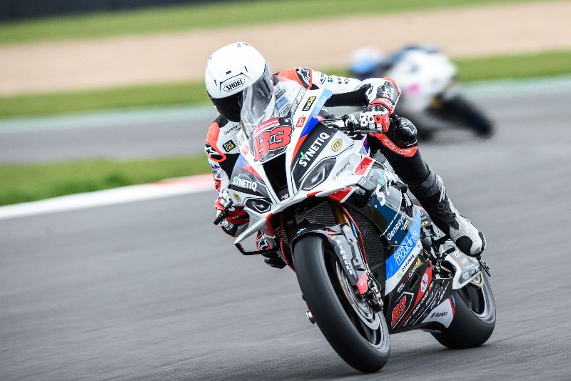 Ryde-ing ‘the Wave’ As Lami Omg Racing Yamaha Top Donington Park Test