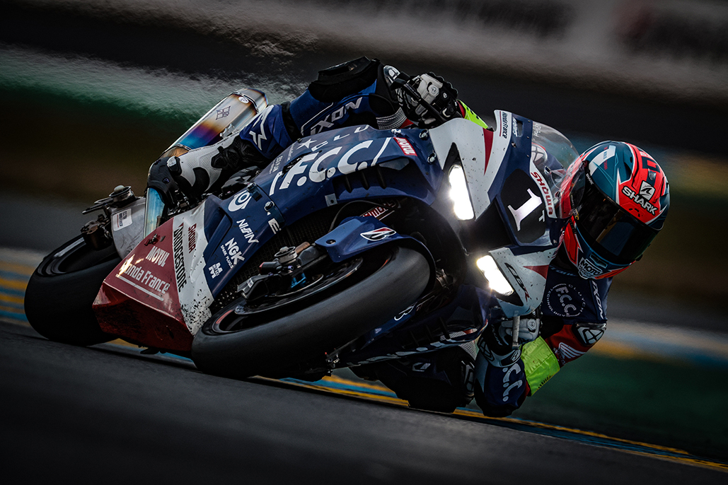 Sports After 16 Hours: F.c.c. Tsr Honda France Makes It Through Tough Night Leading In Ewc