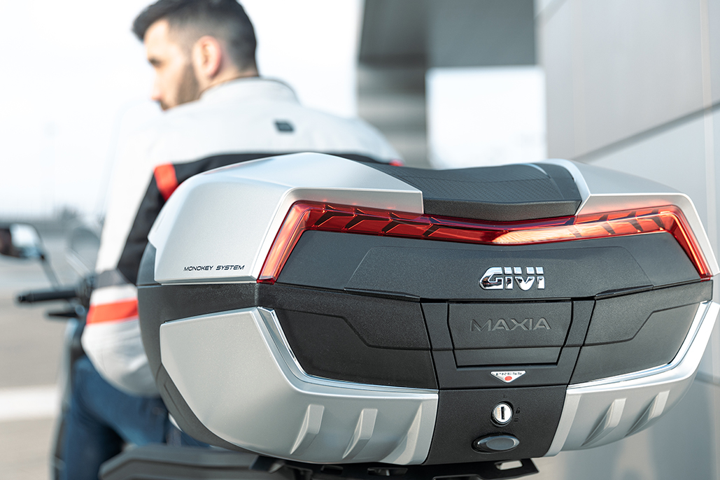 Givi Maxia 5: Welcome To The Future