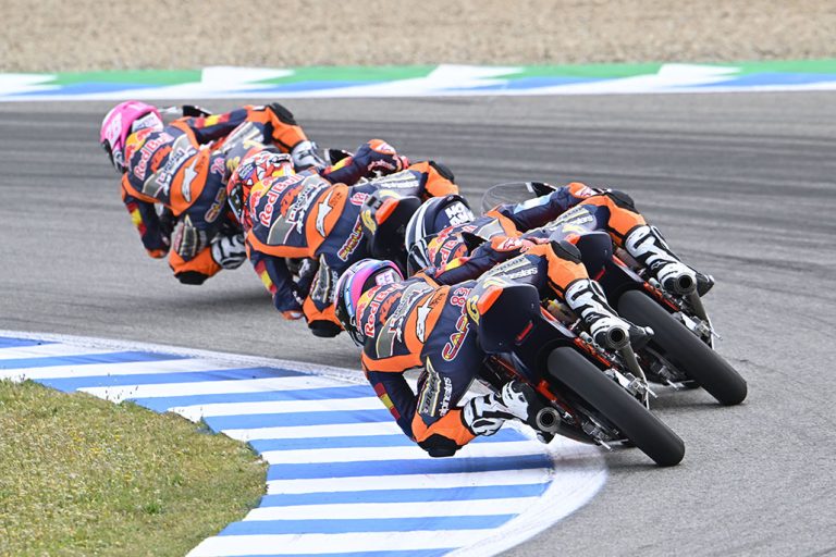 Quiles Snatches Rookies Win From Piqueras In Dash For Jerez Finish