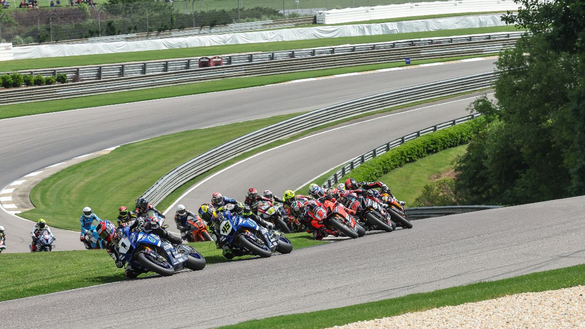 Gagne Wins Medallia Superbike Race One At Barber Motorsports Park