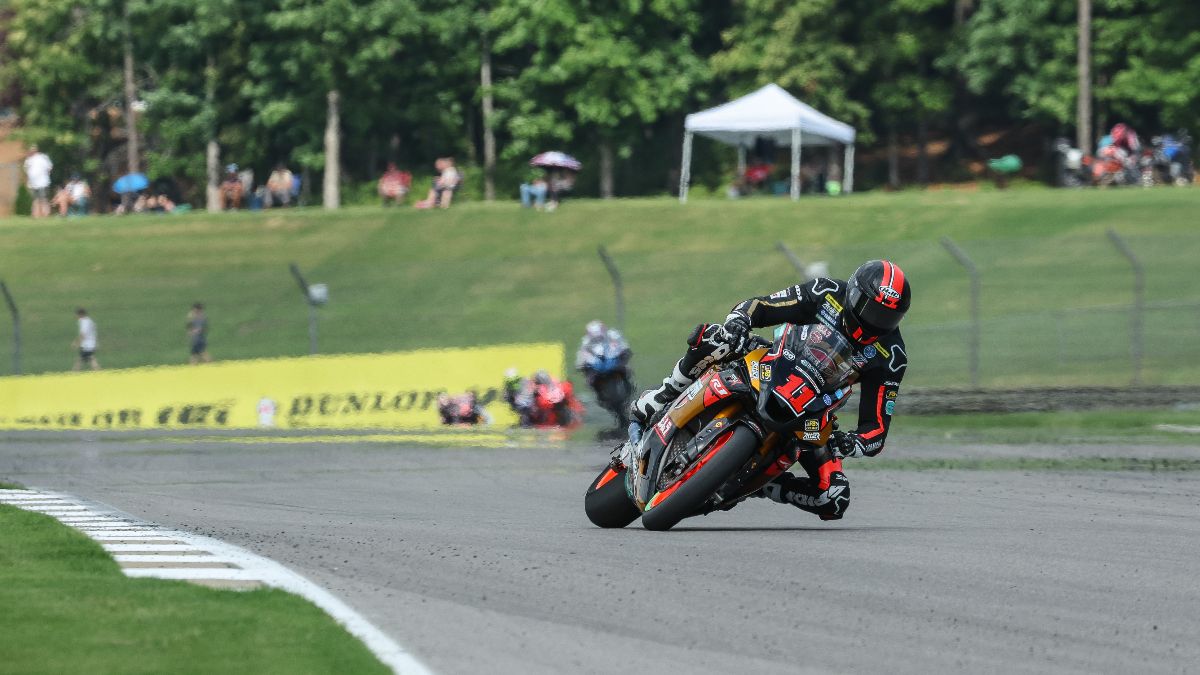 Gagne Wins Medallia Superbike Race One At Barber Motorsports Park