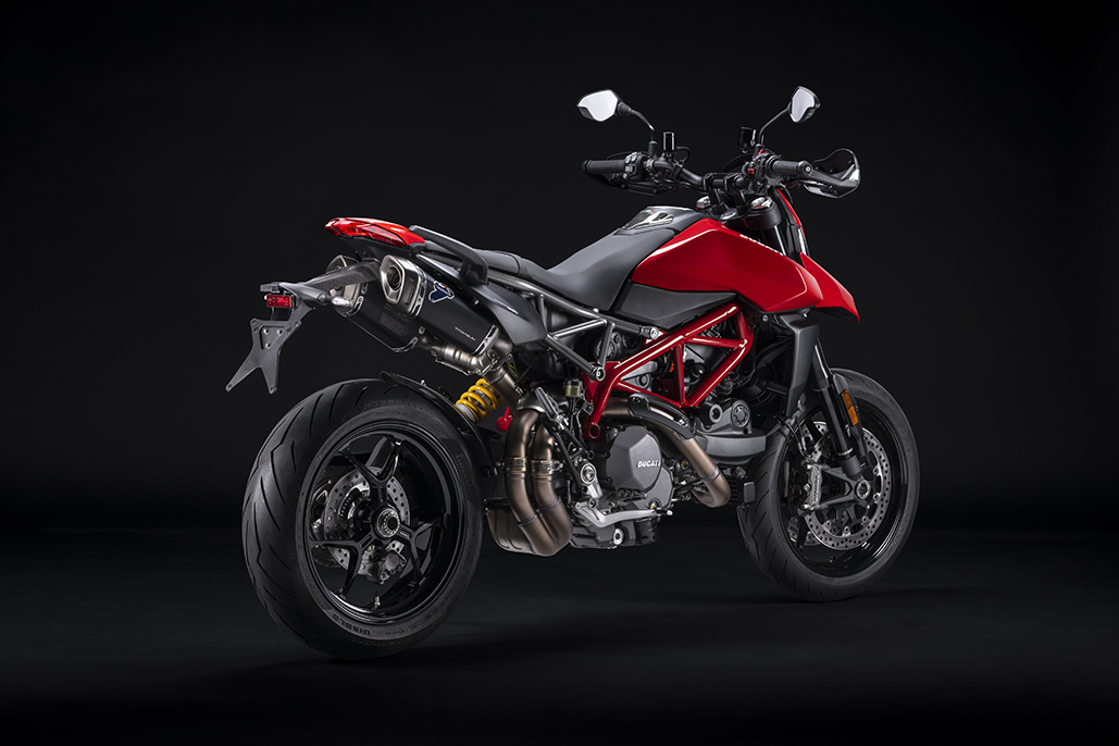 Hypermotard 950: An Even More Dynamic Style Thanks To Ducati Performance Accessories