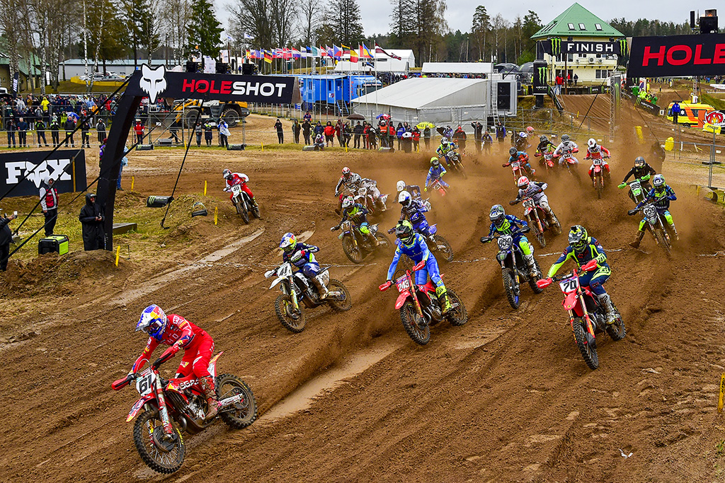 Mxgp Is Back Into Action In The Hard Sands Of Kegums