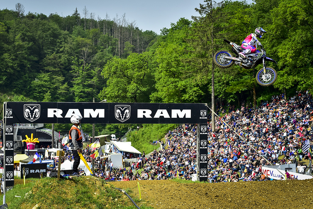 Seewer Rises On Top At The Mxgp Of France While Benistant Dominates At His Home Grand Prix