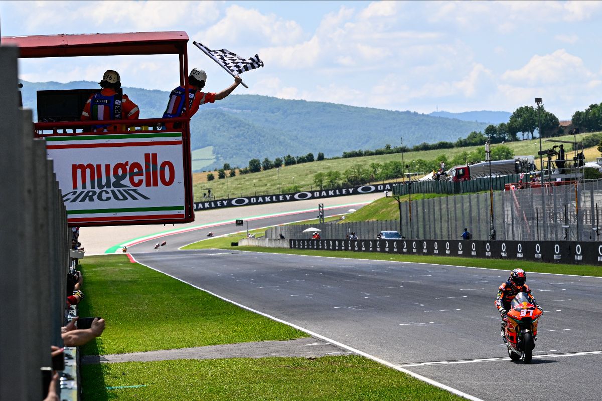 Acosta Hits Back With Mugello Masterclass