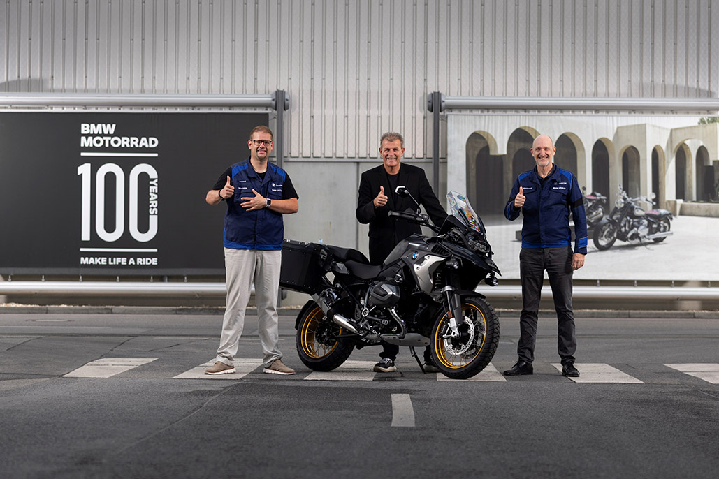 Bmw Motorrad Celebrates One Millionth Gs With Boxer Engine.