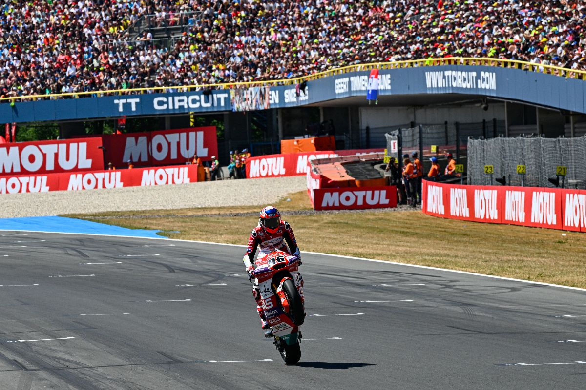 Dixon Takes First Grand Prix Victory At Assen
