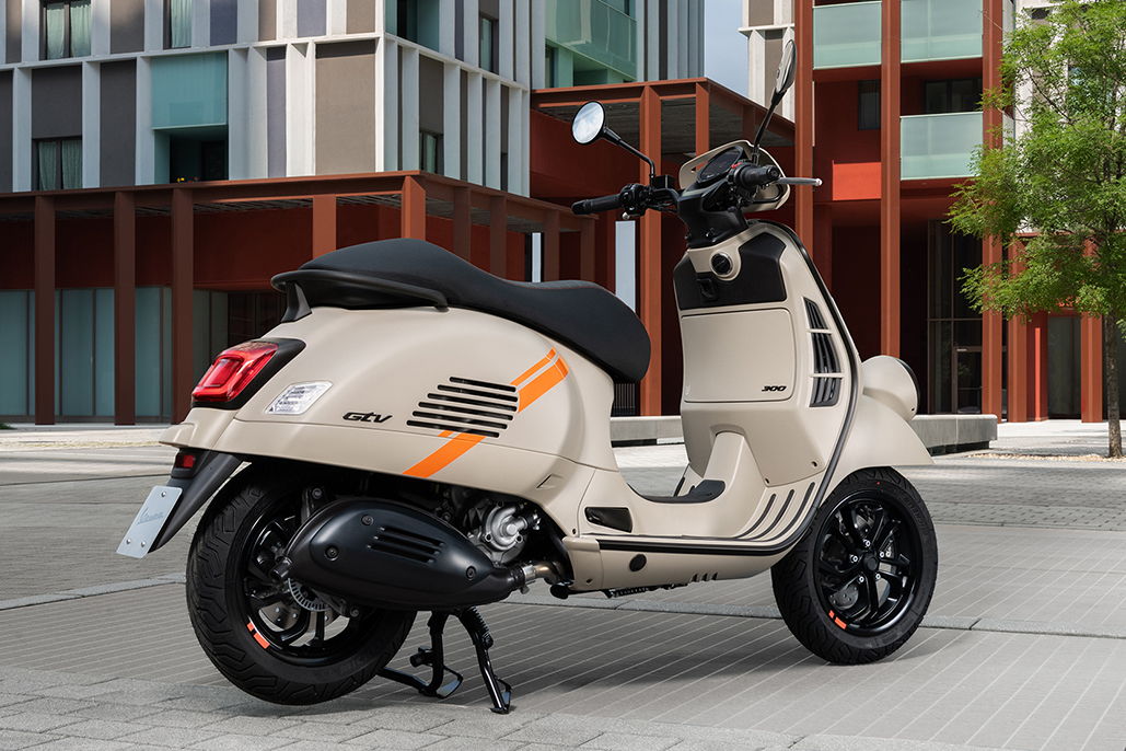 New Vespa Gtv, Vespa Style Has Never Been So Sporty