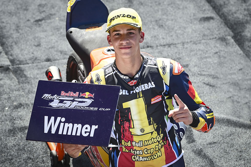 Piqueras Takes The Assen Double And The Rookies Cup
