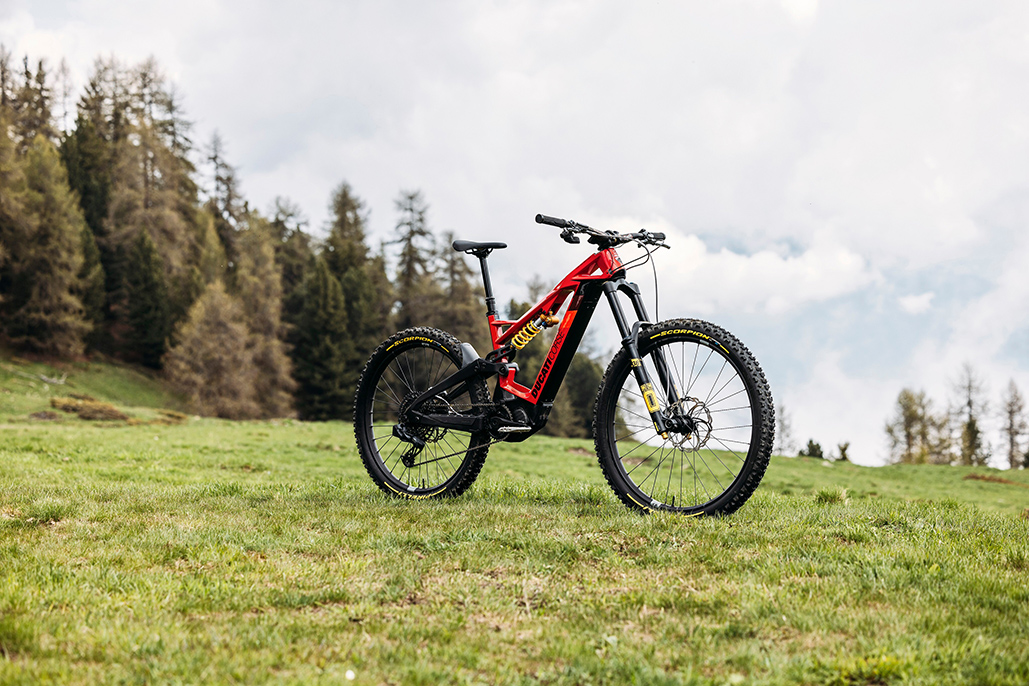 Powerstage Rr Limited Edition: The First Carbon-framed Ducati E-mtb