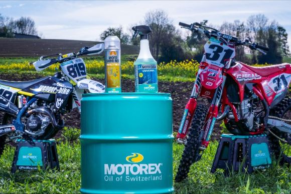 MOTOREX presents a new generation of CLEAN & CARE products for motorbikes