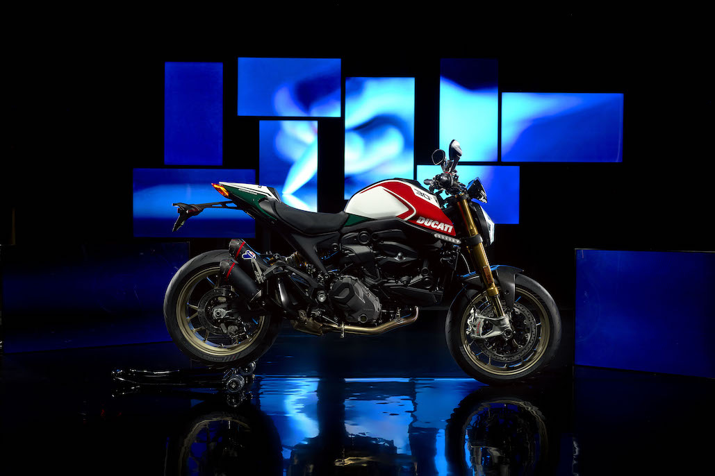 Monster 30° Anniversario: Ducati Celebrates The Motorcycle Symbol Of The Naked World