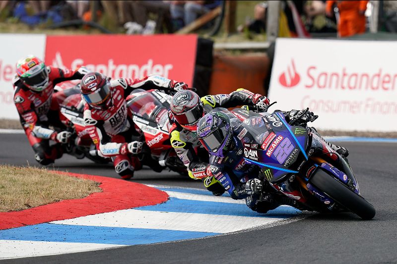 Next Stop Snetterton In Bennetts British Superbike Championship Title Fight