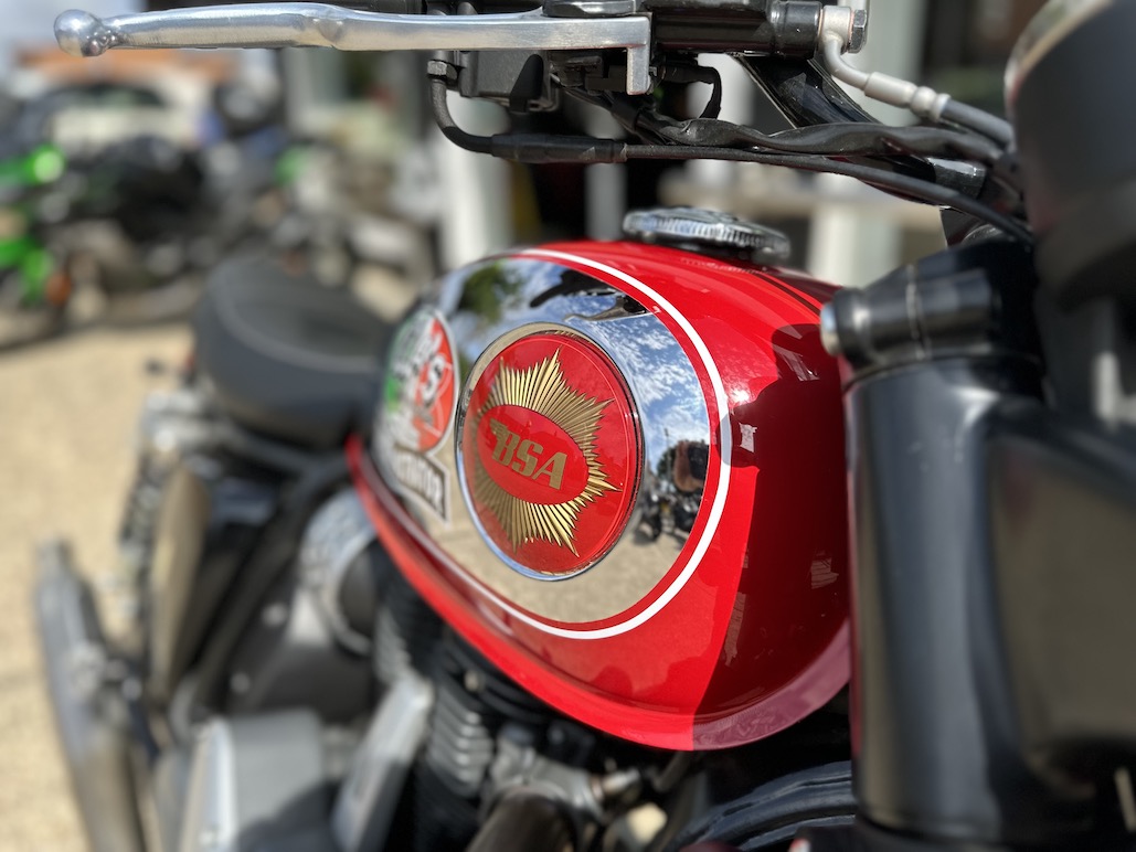 Reviving Greatness: Exploring The Timeless Charm Of The Bsa Gold Star