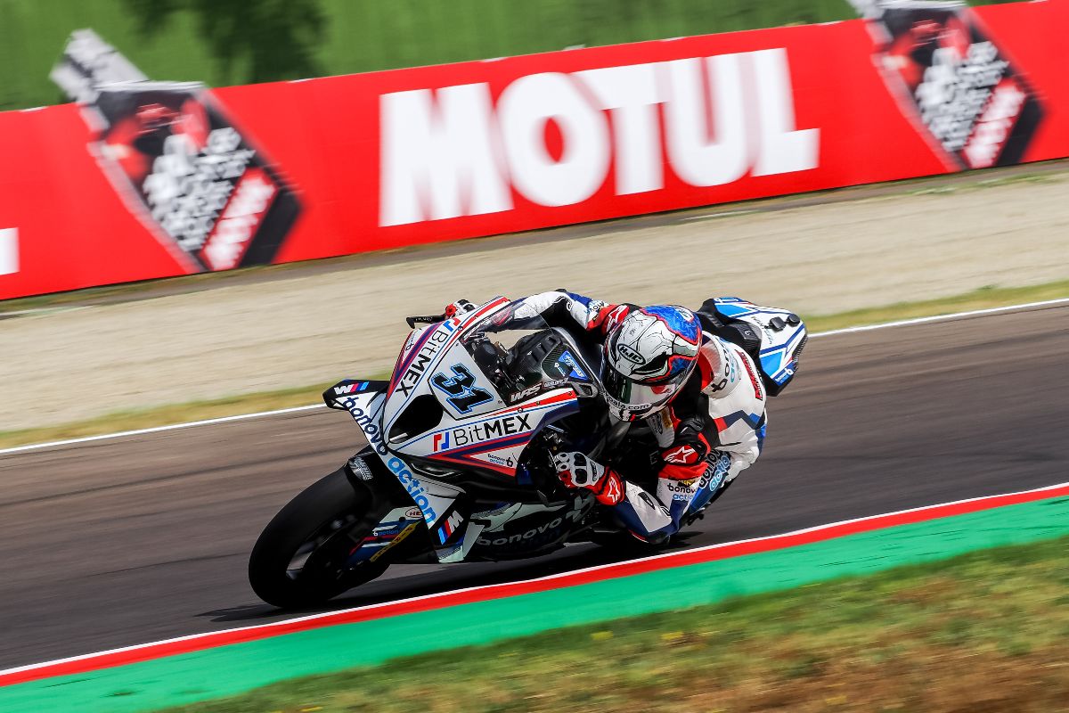 Rinaldi Shines In Imola; Bautista And Rea Outside Of Friday’s Top Six