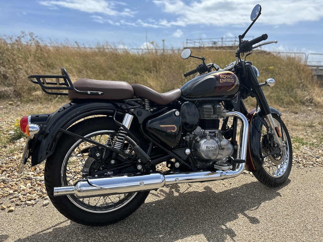  Roaring With Majesty: A Royal Enfield Traditional 350