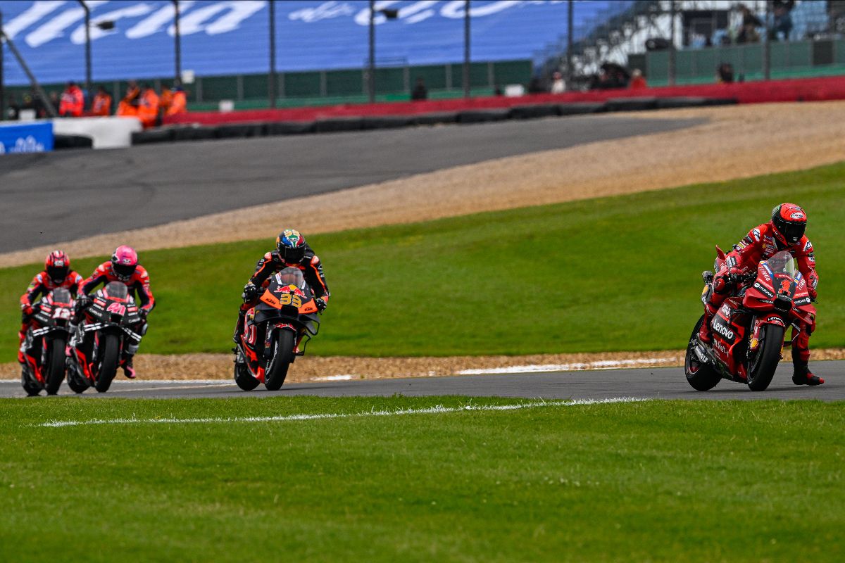 Aleix Espargaro Snatches Victory In A Last Lap Barnstormer At The British Gp