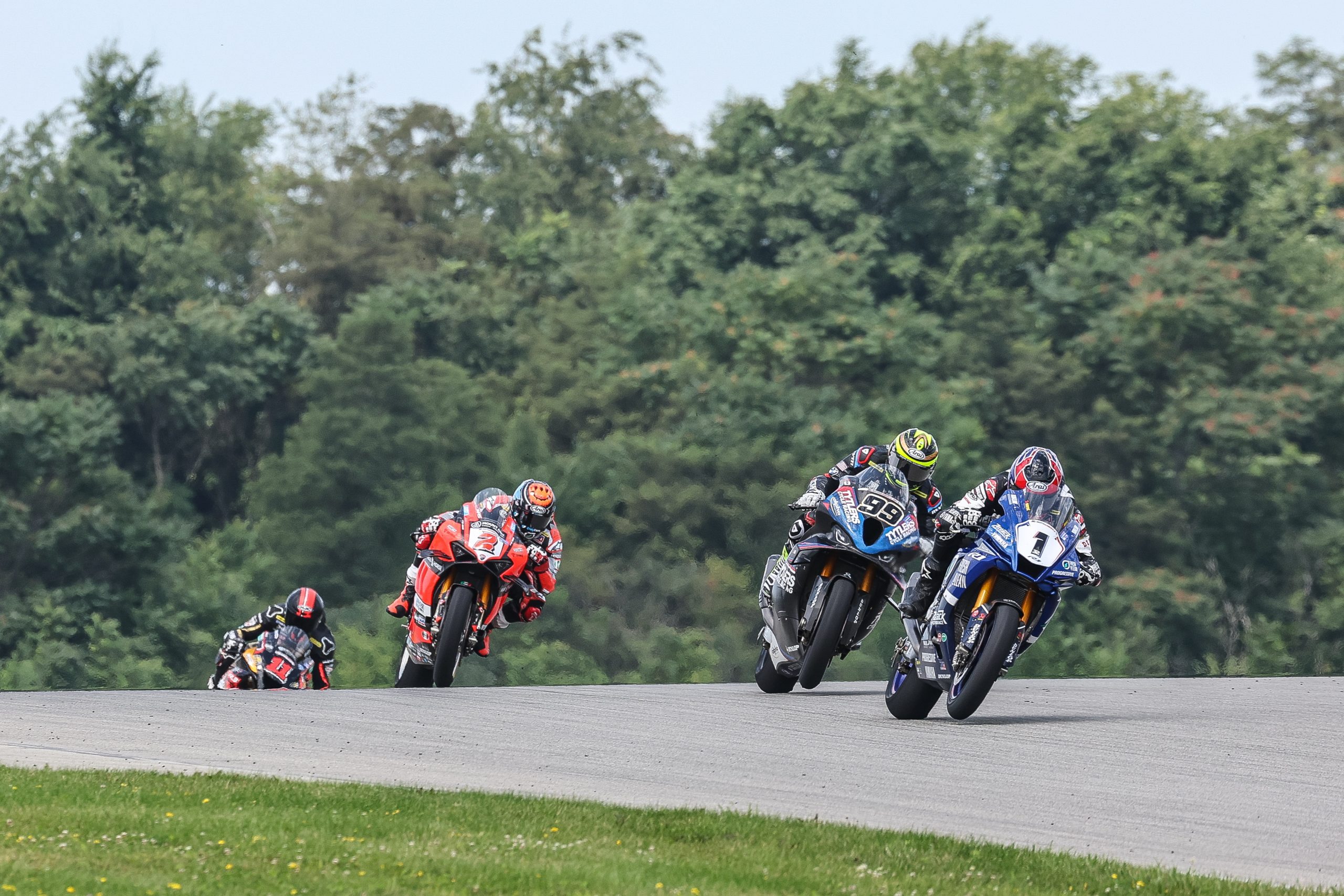 Gagne Wins His Third Straight Motoamerica Medallia Superbike Title