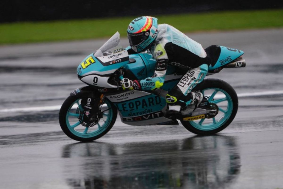 Masia Keeps The Momentum To Deny Ogden In Wet Qualifying At Silverstone