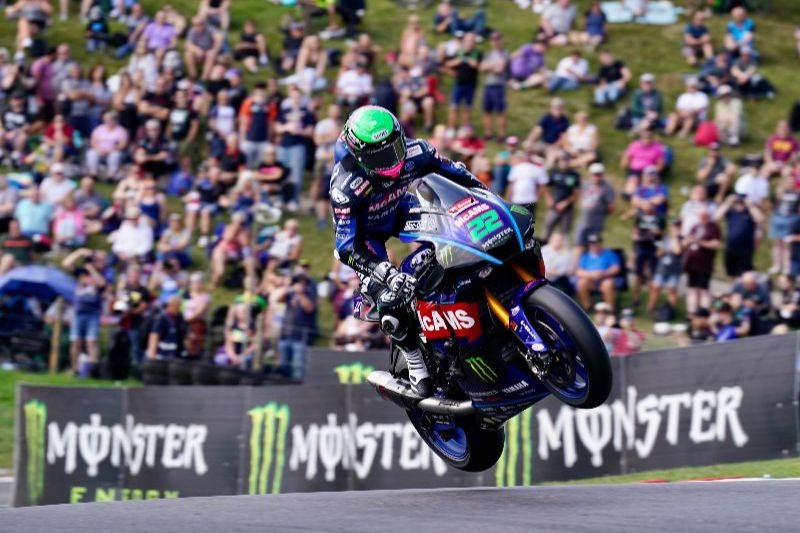 'mountain' The Title Challenge: Cadwell Park Next In Bennetts Bsb Title Fight