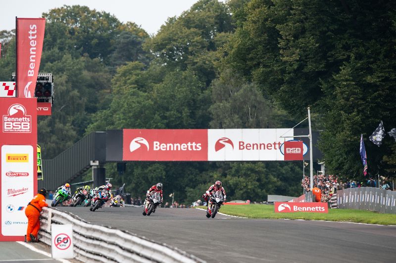 0.5 Point Separates Irwin And Bridewell In Title Fight After Intense Oulton Park