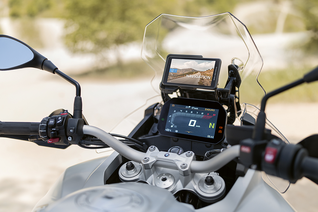 Bmw Motorrad Presents The Connectedride Navigator