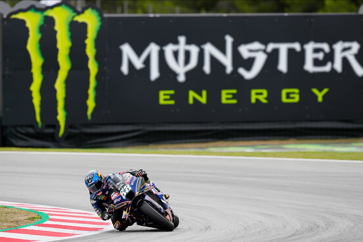 Sports Bagnaia Vs Aleix Decides Pole As An Aprilia Armada Comes Out Swinging In Barcelona