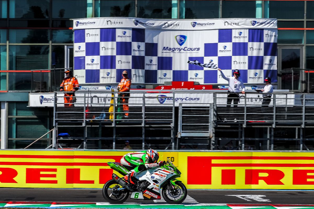 Buis Takes Control Leading The Championship With Magny-cours Win