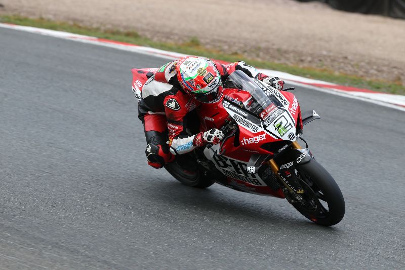 Irwin Holds The Advantage As Beermonster Ducati Lead Free Practice At Oulton Park