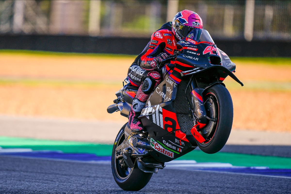 Martin Fastest Before A Crash, Aprilia On The Chase