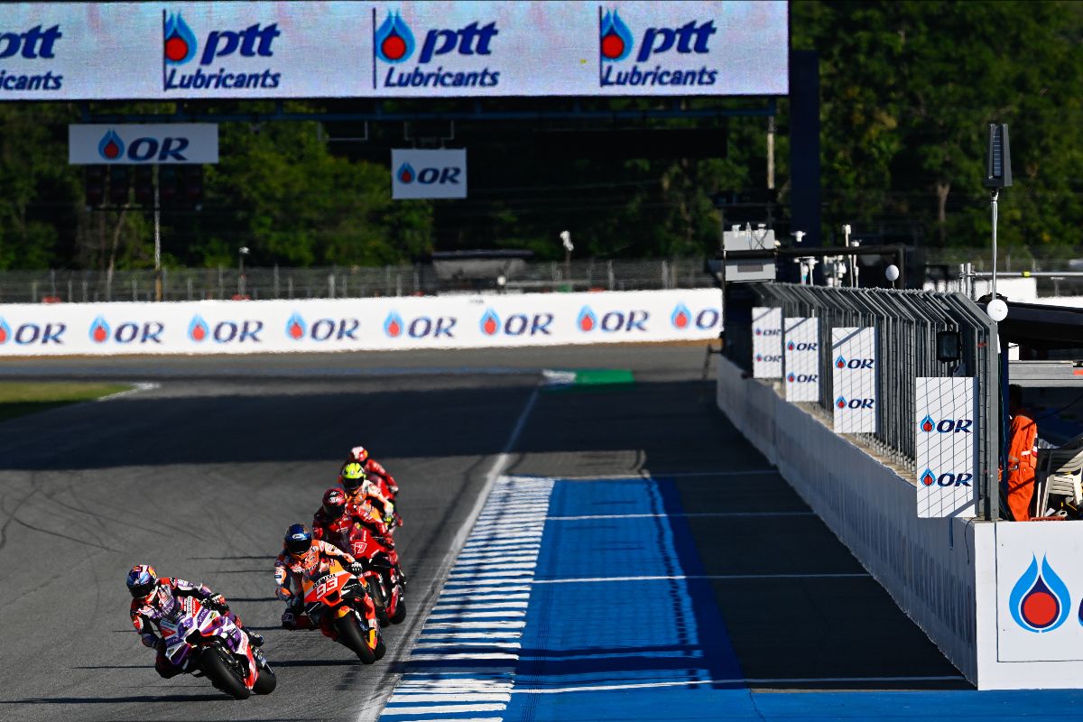 Martin Fastest Before A Crash, Aprilia On The Chase