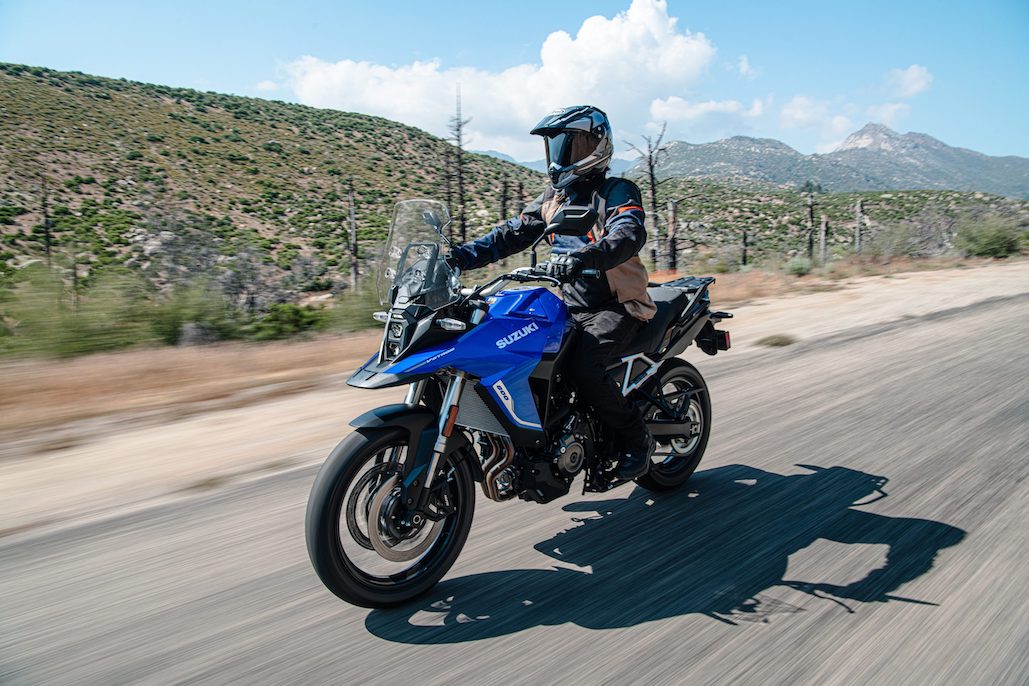 New Suzuki V-Strom 800RE joins V-Strom 800DE thumbnail