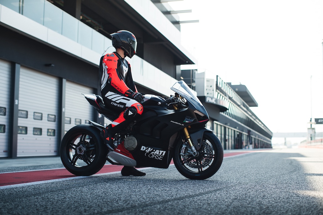 Dainese Introduces Its 2024 D-air® Racing Suits