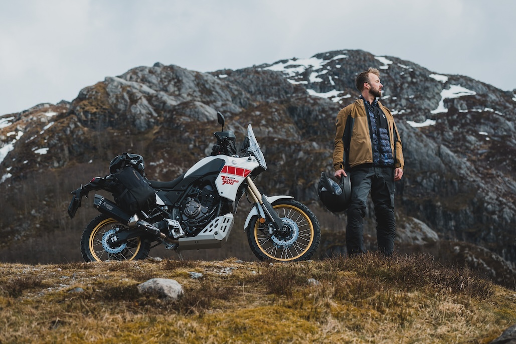 Rev’it! Echelon Gtx – All-new Laminated Gore-tex Adventure Travel Outfit