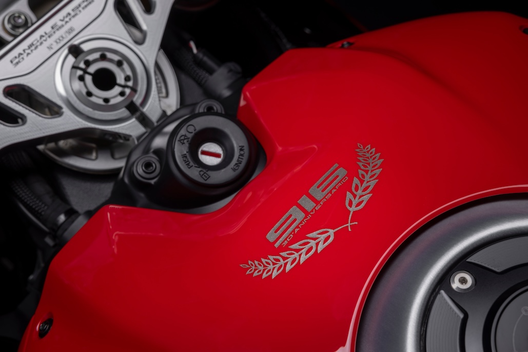 Panigale V4 Sp2 30° Anniversario 916: Ducati Celebrates The Supersport Icon