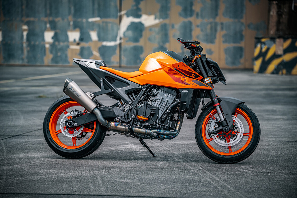 The 2024 Ktm 990 Duke Hits The Bullseye With Sniper-like Accuracy