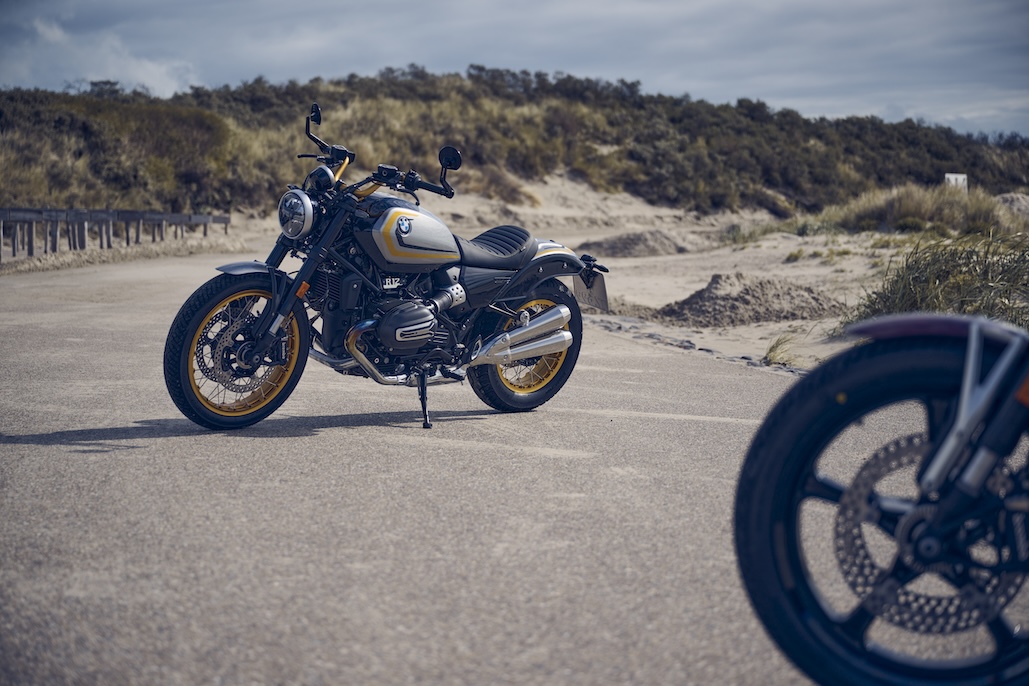 The New Bmw R 12 Ninet And R 12